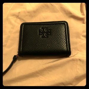 Tory Burch coin case